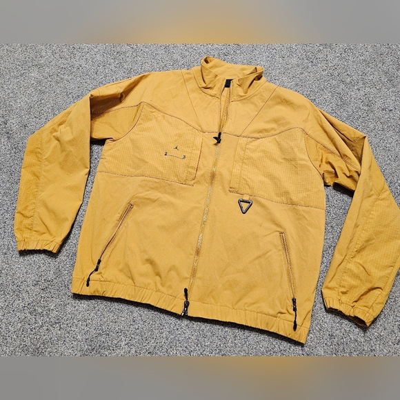 23 Jordan Engineered Statement Jacket mens - Picture 2 of 9